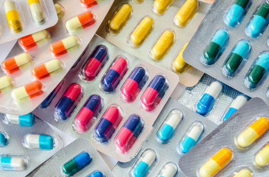 Fotografija: Bakterije so vse bolj odporne na antibiotike FOTO: Nokwalai/shutterstock