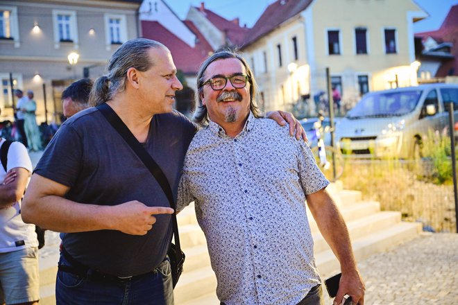 Velika ljubitelja dobre glasbe, vrhunski kitarist Igor Bezget in producent Festivala Lent Vlado Šega FOTO: MP PRODUKCIJA/PIGAC.SI