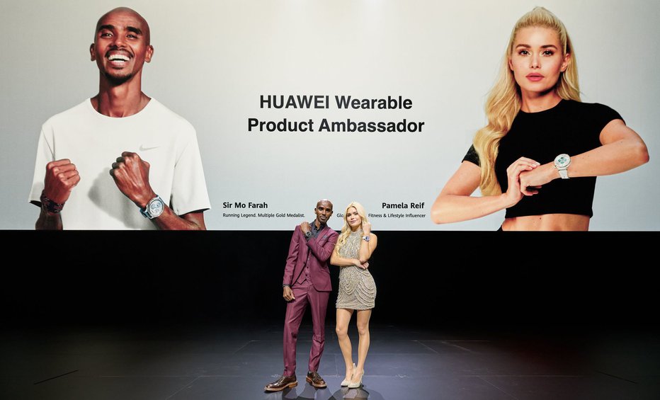 Fotografija: Huaweijeva ambasadorja nosljivih naprav, nekdanji tekač na dolge proge Mo Farah in fitnes vplivnica Pamela Reif. FOTOGRAFIJI: Huwei