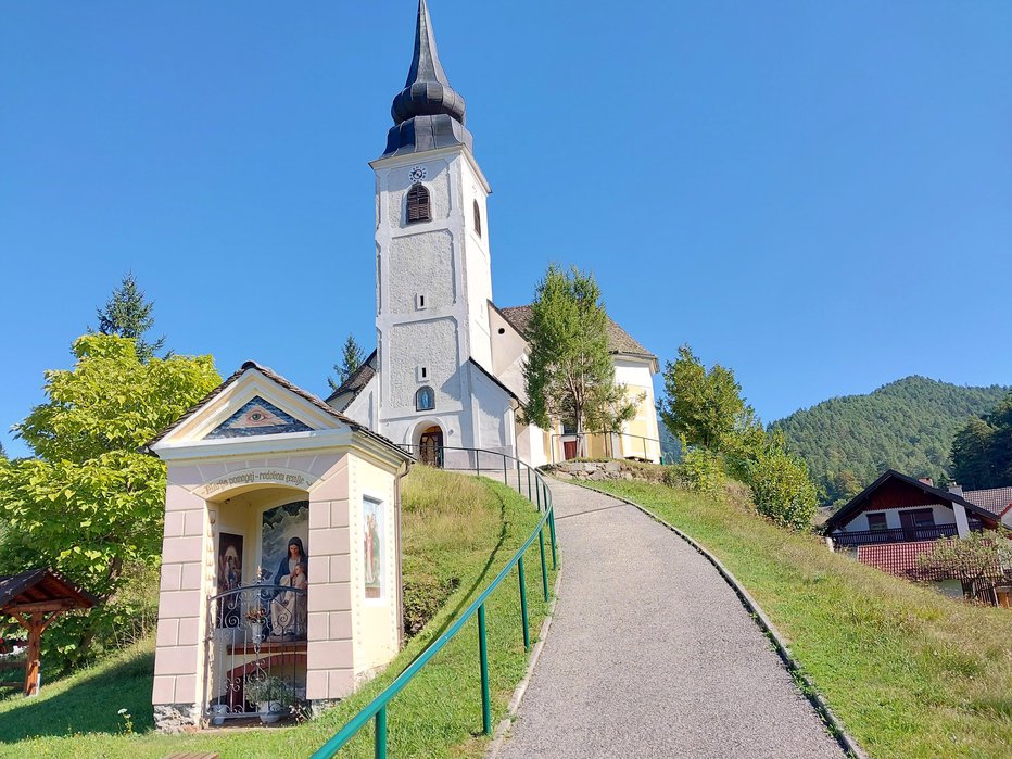 Fotografija: Župnija Sv. Florijan v Doliču je bila ustanovljena leta 1873. FOTO: arhiv odbora