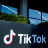 Tiktok otroka pognal v smrt. Na prehodu iz osnovne v srednjo šolo na Koroškem umrl fant