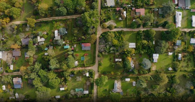 Os terrenos que antes eram edificáveis ​​mudaram de finalidade e, apesar de muitos anos de esforços, não conseguem legalizá-los. FOTO: Cidade de Umag