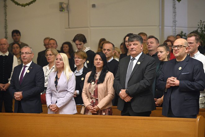 Z občinskim vodstvom v fari zgledno sodelujejo.