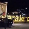 Slavje v Sarajevu ob iranskem napadu na Izrael (VIDEO)