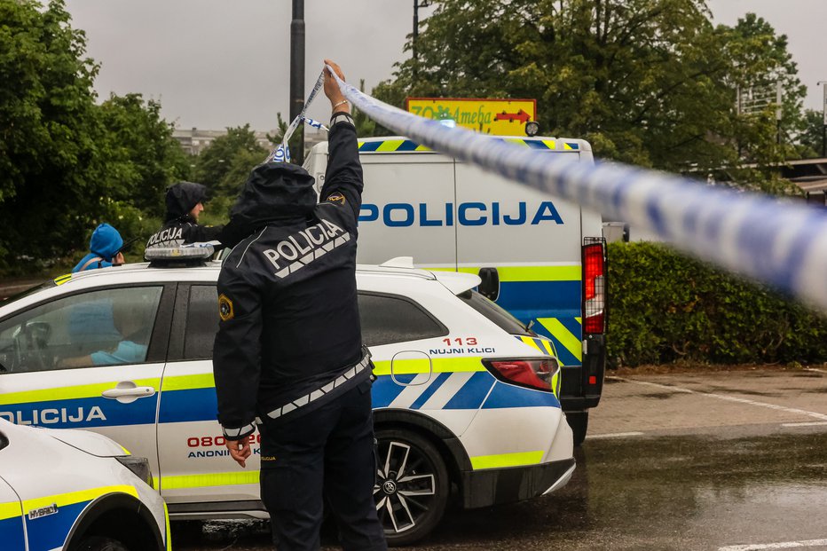 Fotografija: V okolici lokala na Fužinah so že večkrat odjeknili streli. FOTO: Črt Piksi