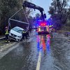 Zapeljal je na poplavljeno območje, lahko bi sledila tragedija (FOTO)