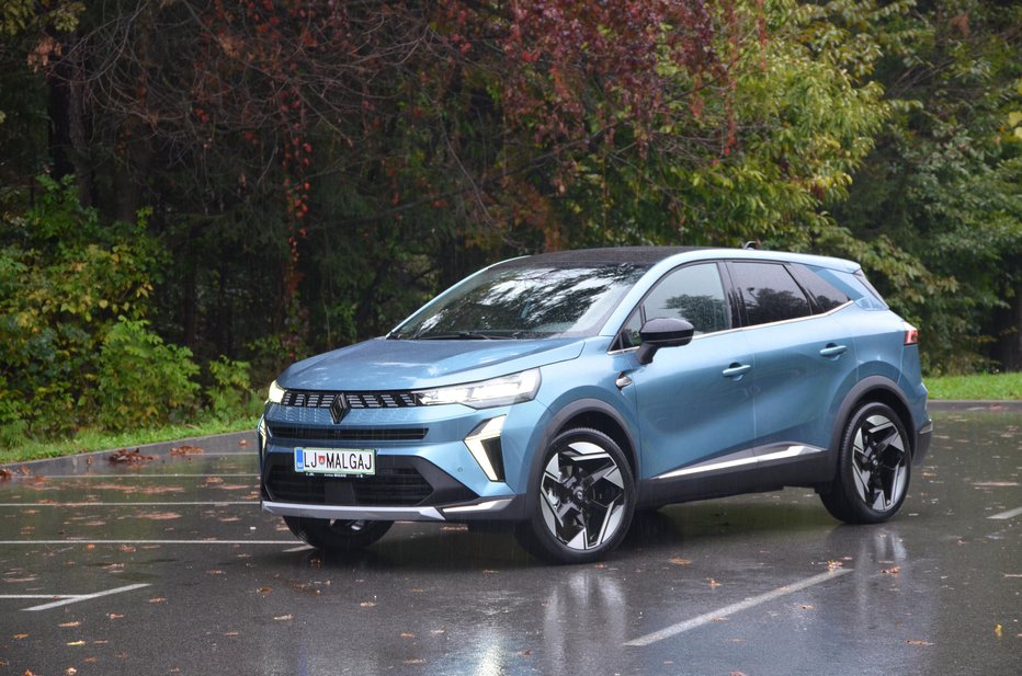 Fotografija: Renault symbioz je zapeljal med capturja in australa. FOTOGRAFIJI: Gašper Boncelj