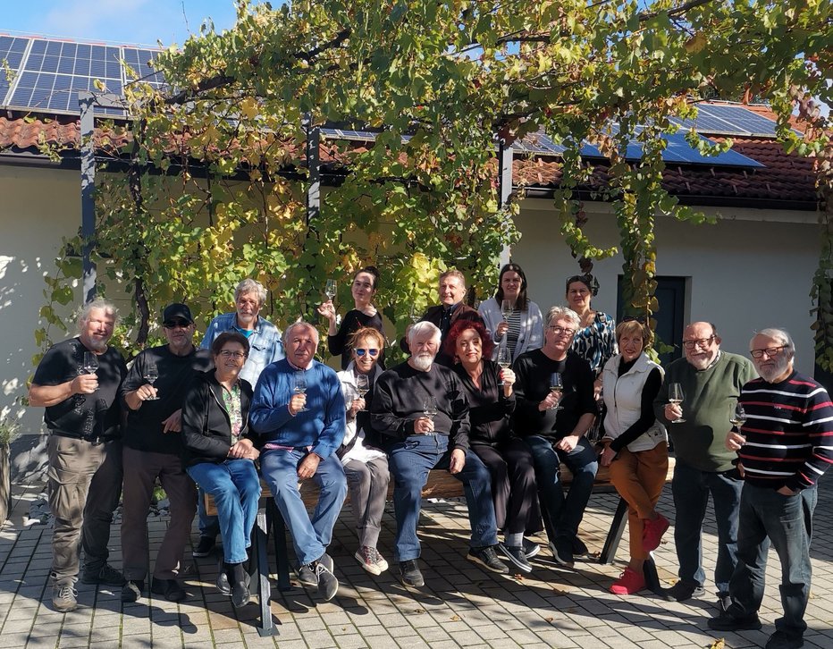 Fotografija: Letos je v koloniji na čudoviti posesti sodelovalo enajst slikarjev in kiparjev. FOTOGRAFIJE: Oste Bakal