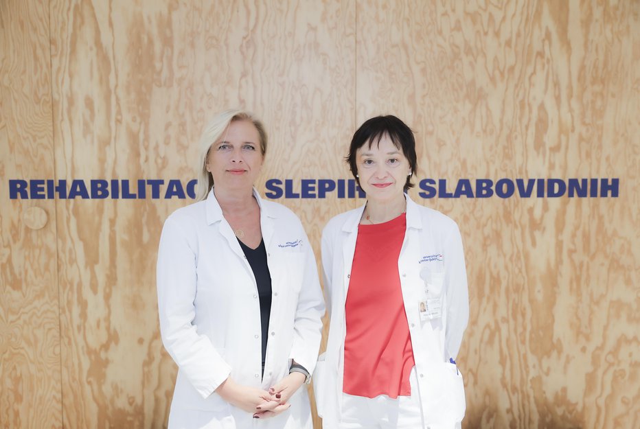 Fotografija: Specialistki oftalmologije izr. prof. dr. Nataša Vidovič Valentinčič, dr. med. in prof.dr. Polona Jaki Mekjavić, dr. med., Očesna klinika UKC Ljubljana Foto: Jože Suhadolnik