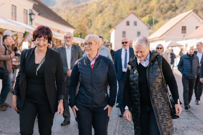 Z leve: Valerija Slemenšek, Nataša Pirc Musar in Milenca Krajnc