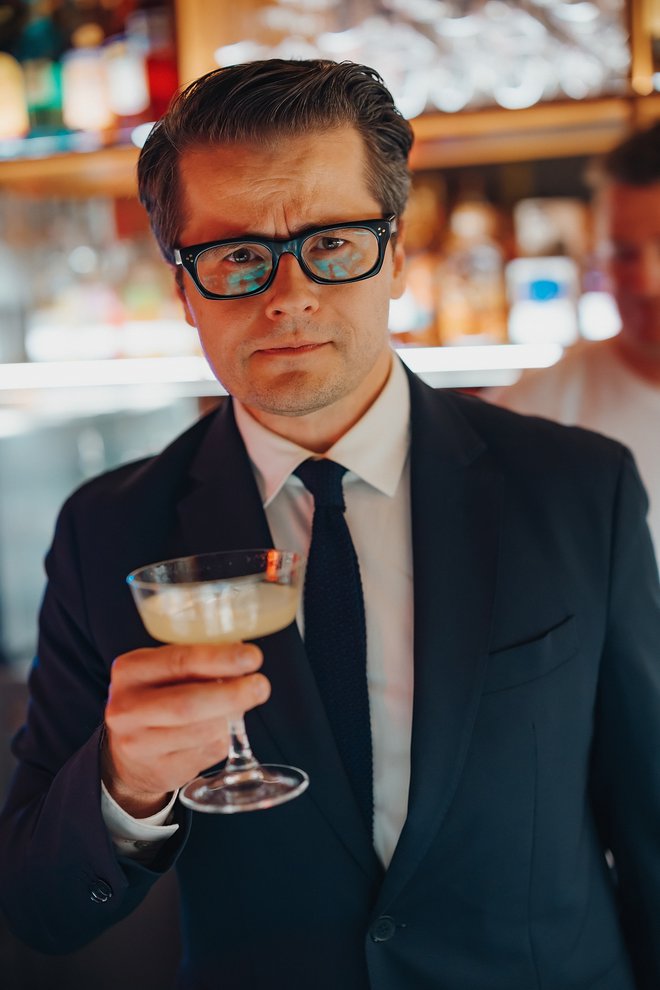 Barman Aleš Prestor je zanj ustvaril unikatni koktajl Perfect Godler martini.