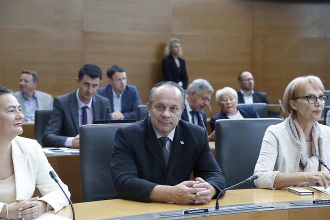 Zaradi sodne odločitve v primeru nekdanjega sodnika Zvjezdana Radonjića je poslala odprto pismo Ursuli von der Leyen. FOTO: Leon Vidic/delo