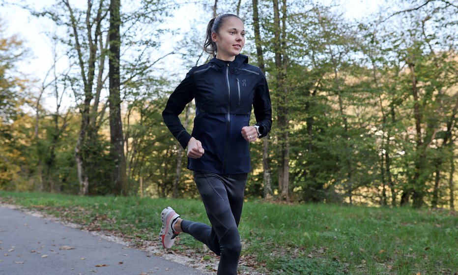 Fotografija: Anja Fink Malenšek si je pritekla drugi najboljši maratonski čas v slovenski zgodovini. Foto: Blaž Samec