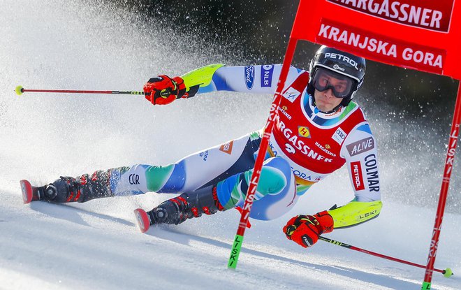 Žan Kranjec spada v sam svetovni vrh veleslalomistov, v Söldnu lovi tretjo zmago v svetovnem pokalu in 15. stopničke. FOTO: Matej Družnik