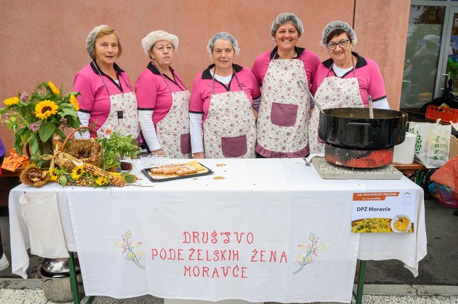 Iz Moravč na tekmovanje in praznik krompirja v Ivančno Gorico FOTO: G. S.