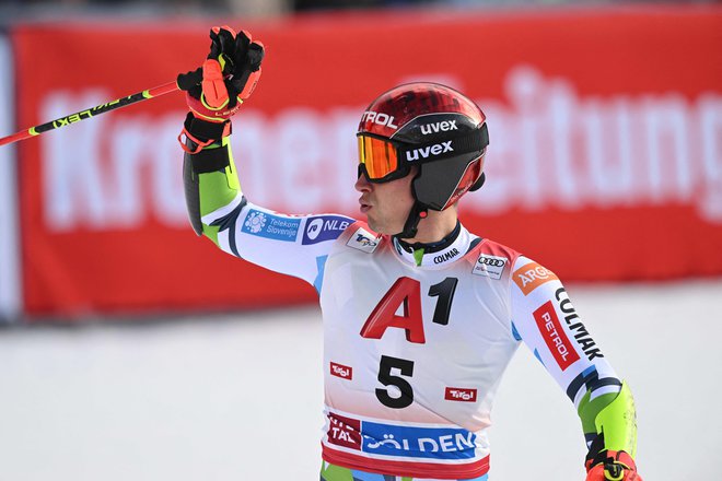 Žan Kranjec je lahko s prvim veleslalomom sezone zadovoljen. FOTO: Kerstin Joensson Afp