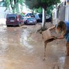 Število mrtvih v hudih poplavah narašča: Vse glasneje se omenja usodna napaka, je to razlog za toliko žrtev? (FOTO)