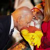 Trikrat v usta: Biden otroku naredil šokantno stvar (VIDEO in FOTO)