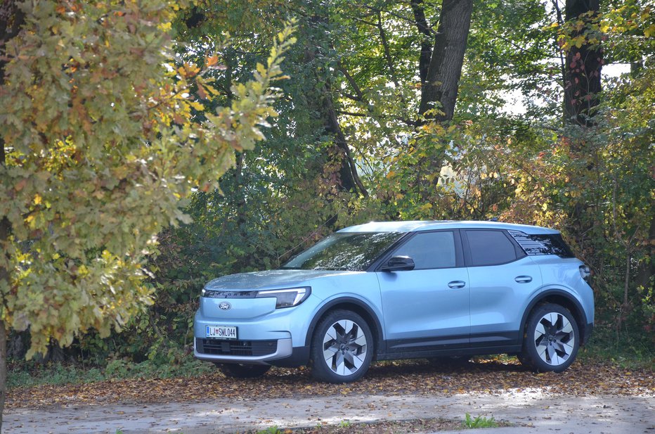 Fotografija: Ford explorer je dolgo pripravljan kompaktni električni križanec. Cena je kar konkretna. FOTOGRAFIJE: Gašper Boncelj