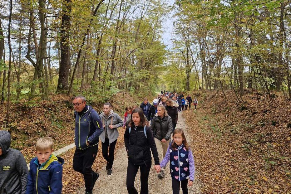 Fotografija: Lepo so se imeli na pohodu in na njegovem zaključku FOTO: Občina Križevci