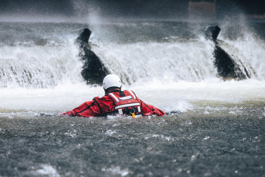 Fotografija: Moškega so naposled le rešili. Simbolična slika FOTO: Chalabala Getty Images