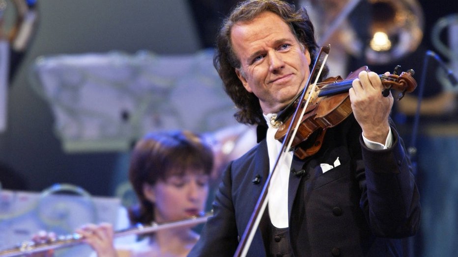 Fotografija: André Rieu spada v sam vrh največjih glasbenih zvezdnikov. FOTOGRAFIJE: management A. R.