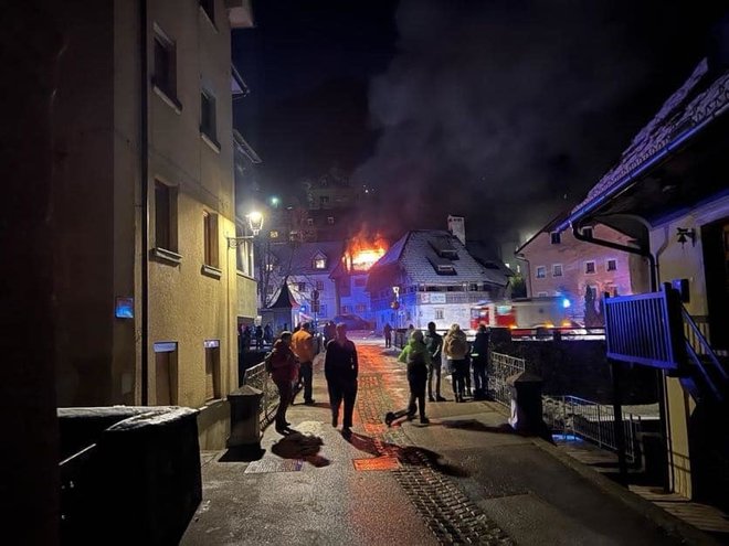 Požar v Tržiču 25. 11. 2024. FOTO: PGD Tržič
