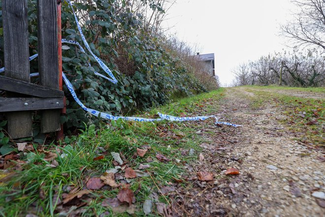 Policisti so starše pokojnih malčkov prijeli in jih zaslišali. FOTO: Sanjin Strukic/pixsell Pixsell