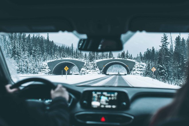 Raziskava proizvajalca pnevmatik Goodyear ugotavlja, da skoraj devet od desetih evropskih voznikov meni, da pozimi ustrezne pnevmatike pomembno vplivajo na njihov občutek varnosti. FOTO: Goodyear