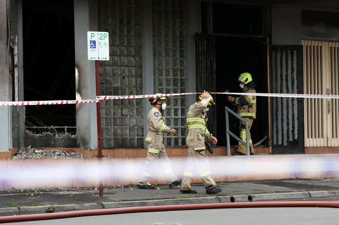 Požar je izbruhnil okoli četrte ure po lokalnem času. FOTO: Reuters