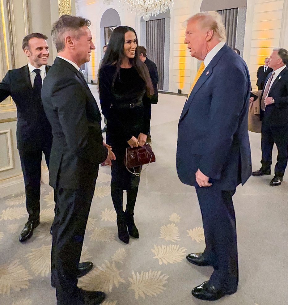 Fotografija: Premier Robert Golob se je srečal tudi z novoizvoljenim ameriškim predsednikom Donaldom Trumpom. FOTO: KPV