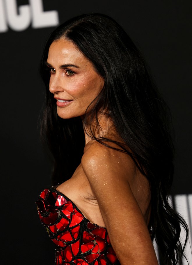 Demi Moore je nominirana za vlogo v filmu Substanca. FOTO: Aude Guerrucci/Reuters