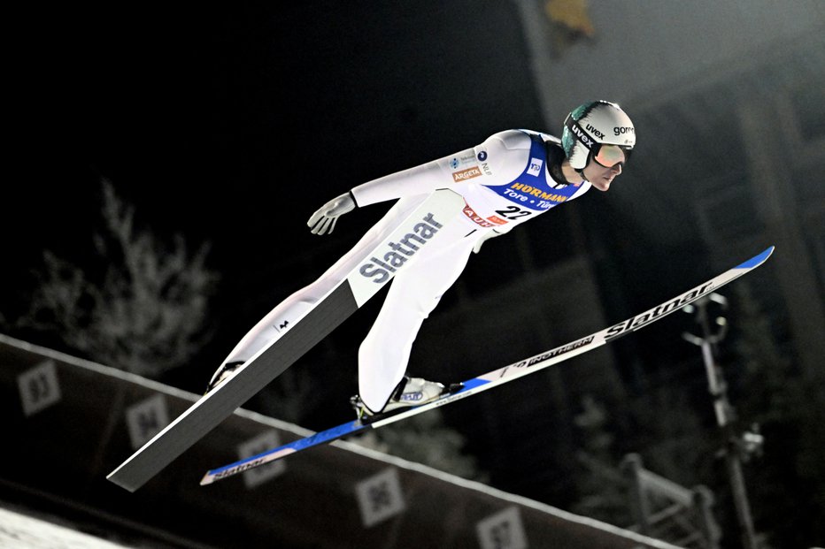 Fotografija: Domen Prevc je edini od bratov Prevc, ki še skače. FOTO: Lehtikuva Via Reuters