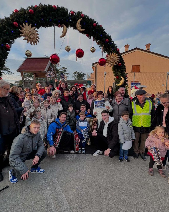 Presenečena sta bila nad sprejemom na Plavjah pri Kopru. FOTO: Osebni arhiv 