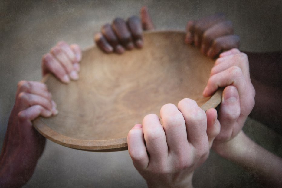 Fotografija: Vsem oblikam postenja je skupno, da to nima nič opraviti z medicino in sodobnimi izrazi za opis fizioloških in patofizioloških stanj kot posledici odziva na stradanje. FOTO: Shutterstock 