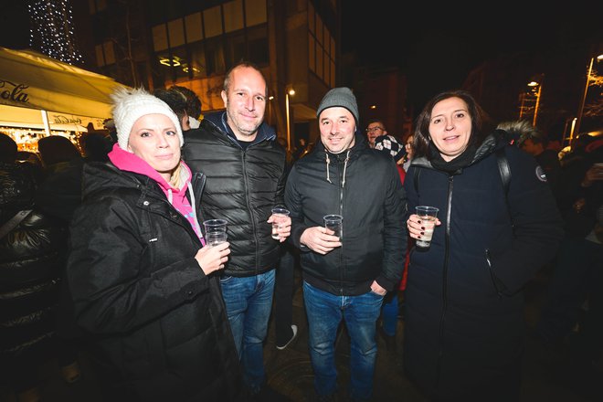 Župan sosednjih Hoč Marko Soršak je v družbi žene in prijateljev preveril utrip mesta.