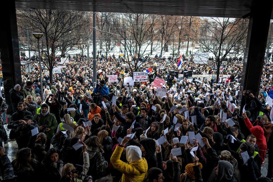 Fotografija: Študenti so ponovno protestirali. FOTO: Andrej Isakovic Afp