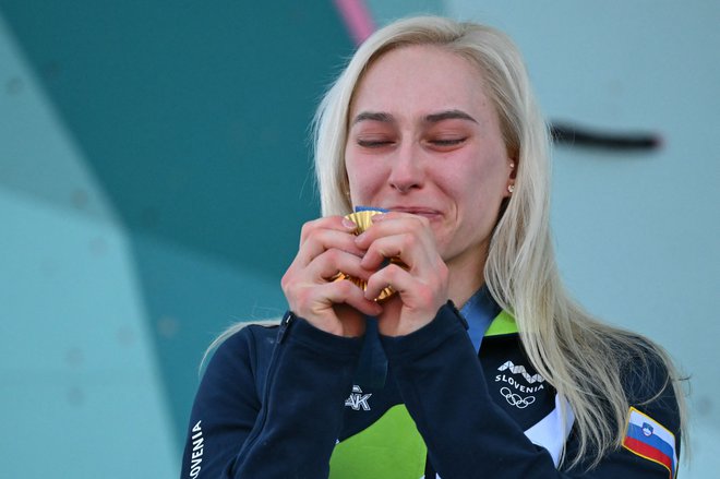 Janja Garnbret ima že dve zlati olimpijski medalji v svoji vitrini. (Photo by Fabrice COFFRINI/AFP) FOTO: Fabrice Coffrini Afp