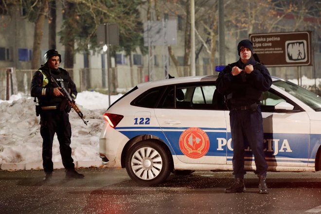 Aco Martinović je na petih lokacijah v Cetinju pobil 12 ljudi. FOTO: Stevo Vasiljevic Reuters