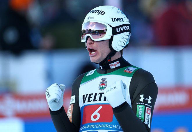 Anže Lanišek ni skrival navdušenja po svojem odličnem finalnem skoku v Garmisch-Partenkirchnu. FOTO: Lisi Niesner/Reuters