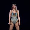 Taylor Swift ujeta v družbi severnokorejskega diktatorja?! (VIDEO)