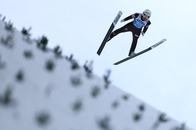 Anže Lanišek je bil kot deseti najboljši Slovenec v seštevku 73. novoletne turneje. FOTO: Lisi Niesner/Reuters