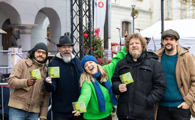 Polžek je povezal številne znane glasbenike. Na sliki: Dejan Slak, Primož Malenšek, Anja Pavlin, Tomislav Jovanovič - Tokac in Jan Medle. Tokac, Anja in Jan so med ustvarjalci albuma, Dejan in Primož pa sta zraven pri live špilih. Foto: osebni arhiv