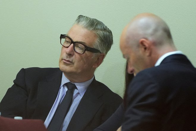 Alec Baldwin je vložil povračilno tožbo. FOTO: Ramsay De Give/Reuters