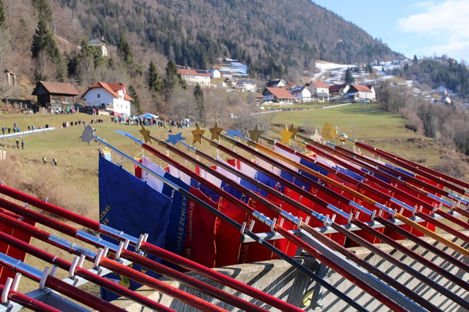 Med vojno so bile izropane in požgane.