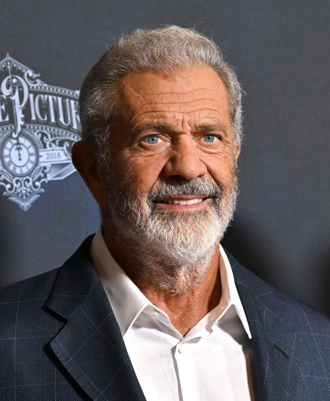 Mel Gibson ni bil doma, ko je njegovo posest zajel ogenj, zato je bil le hvaležen, da ni bilo žrtev. »Nisem še videl tako popolnega pogorišča,« je potem dejal. »Ves moj svet bi lahko spravili v eno žaro.«