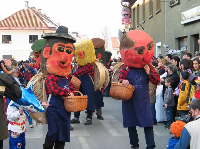 Značilne ribniške maske FOTO: Milan Glavonjić